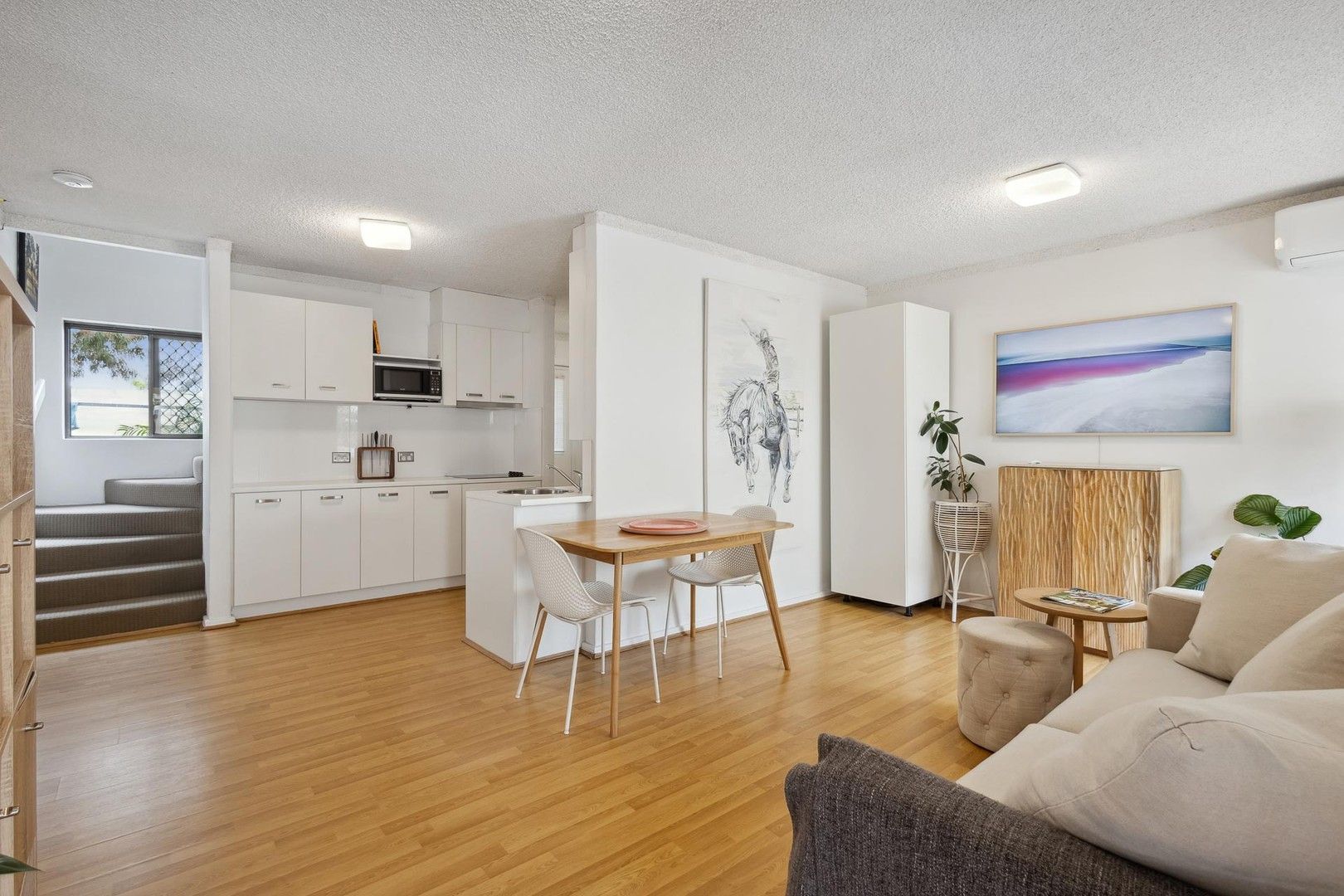 2 bedrooms Townhouse in 17/11-17 Princes Street COTTESLOE WA, 6011
