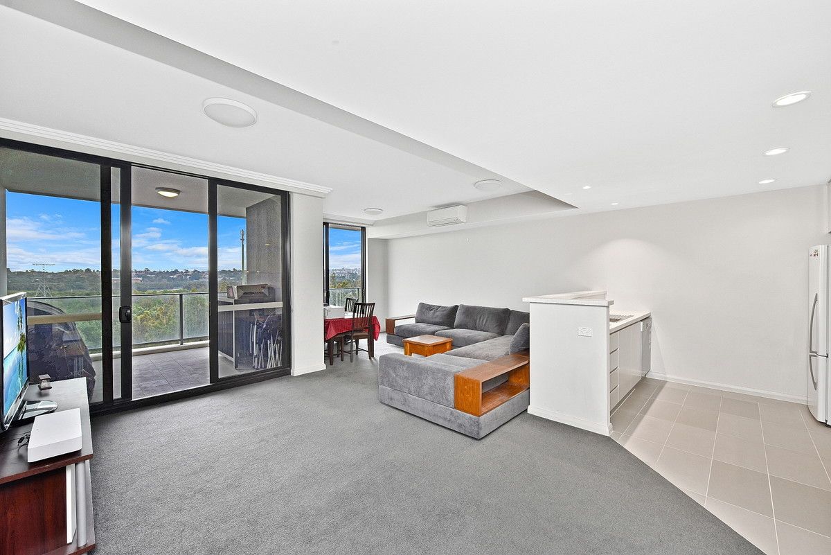 706/49 Hill Road, Wentworth Point NSW 2127, Image 2