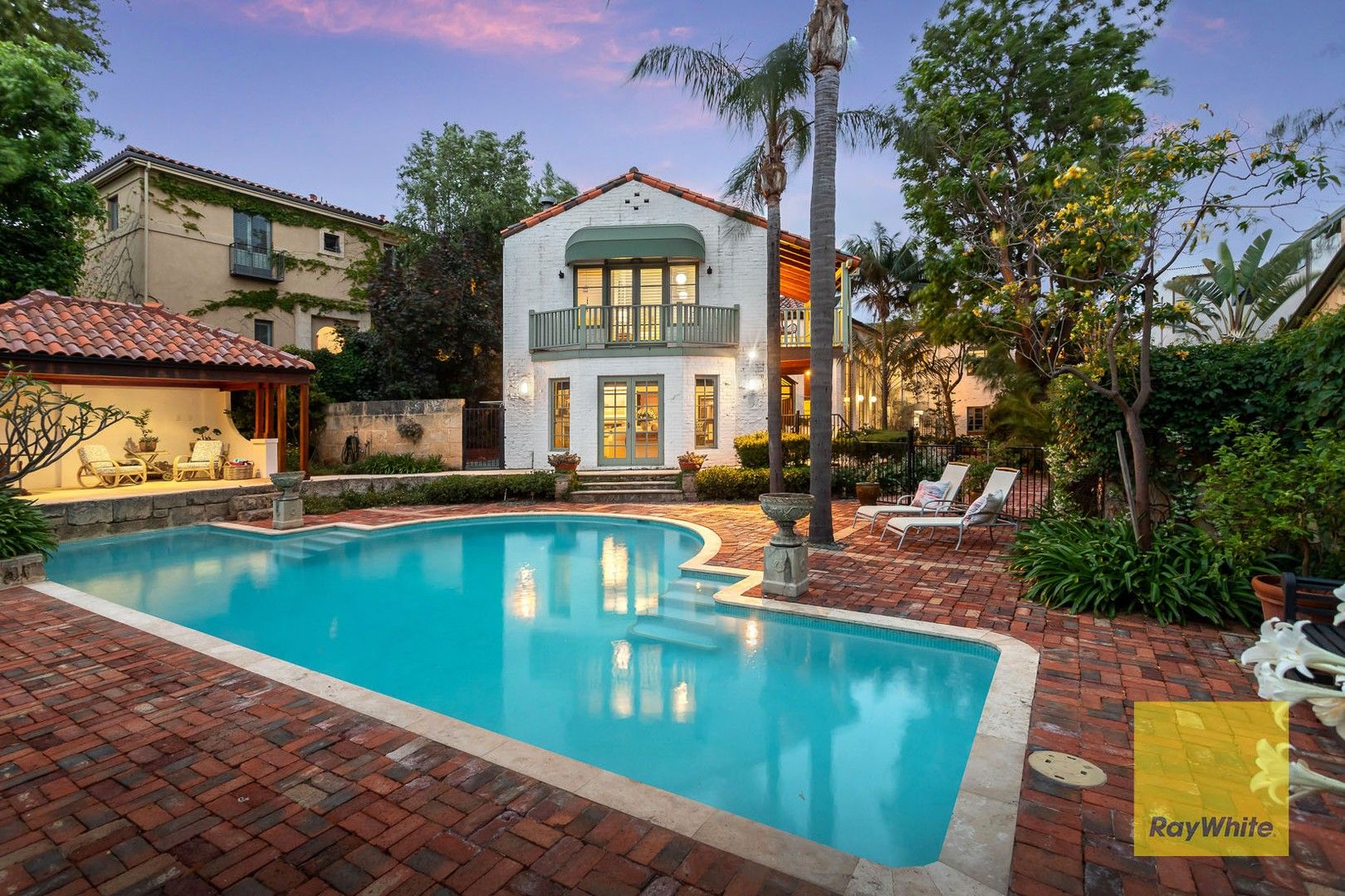 4 bedrooms House in 70 Johnston Street MOSMAN PARK WA, 6012