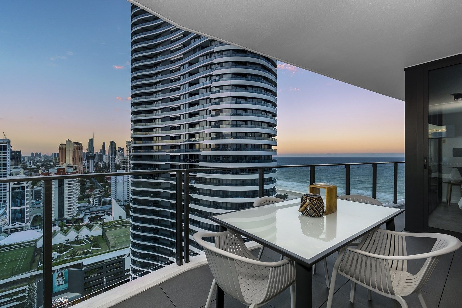 28/12-14 Elizabeth Avenue, Broadbeach QLD 4218, Image 0