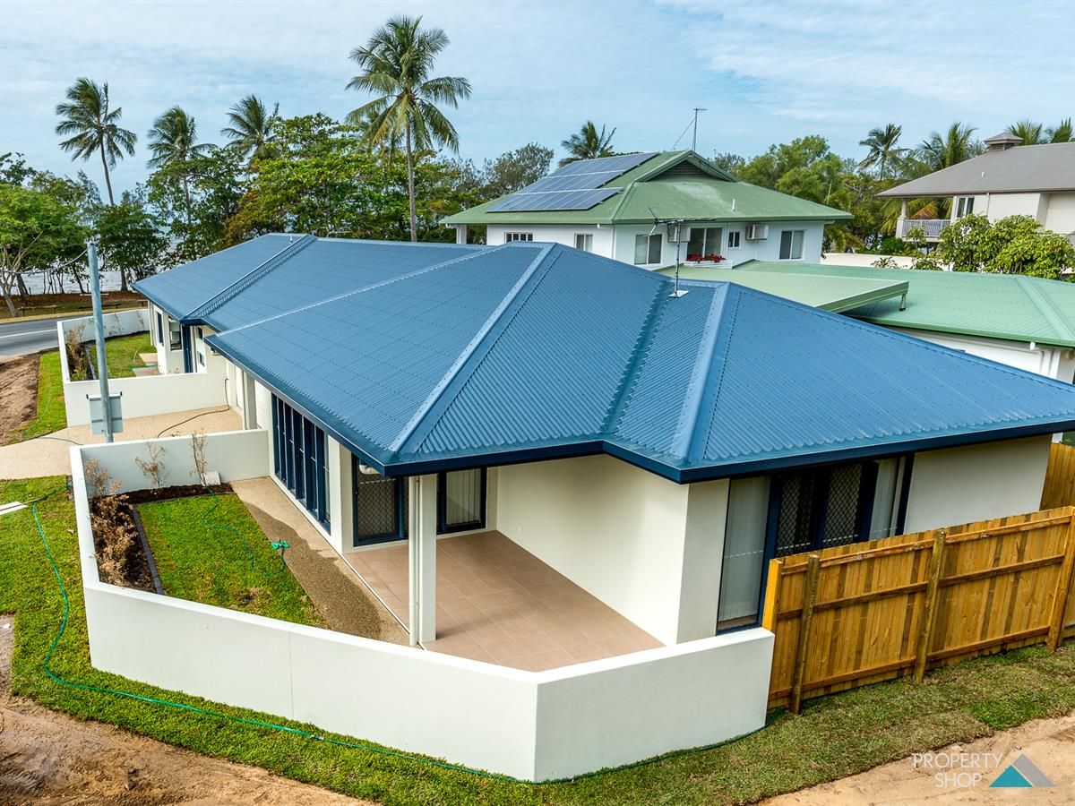 3 bedrooms Semi-Detached in  HOLLOWAYS BEACH QLD, 4878