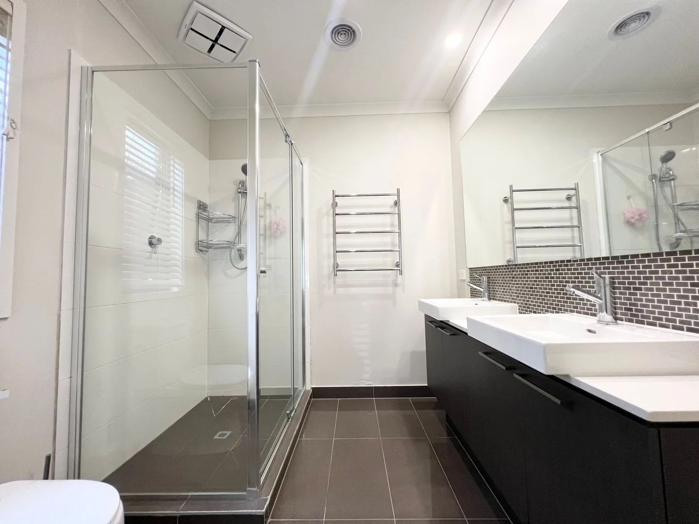 Additional image 10 of 27 Bluebell Drive, Craigieburn VIC 3064