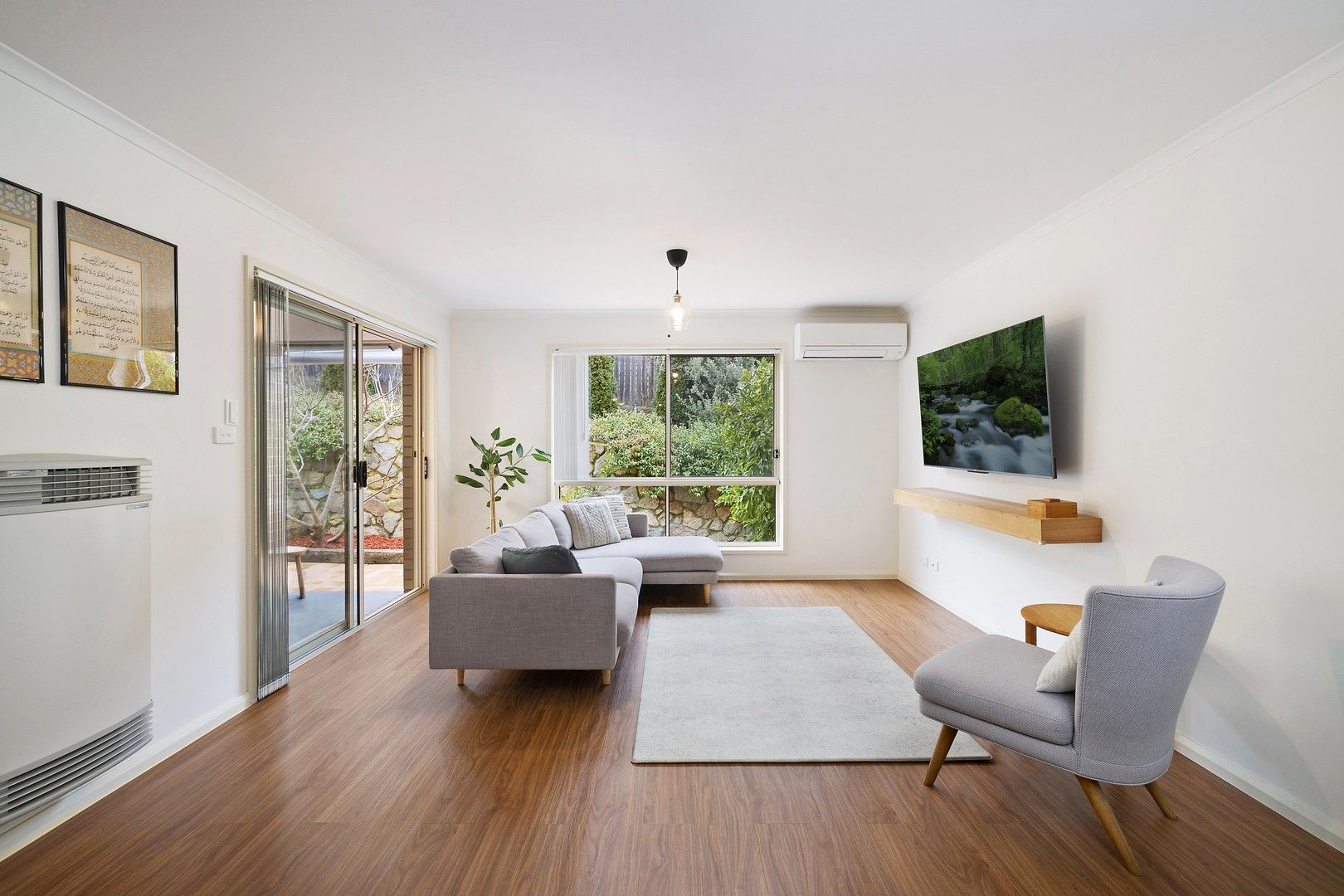 3 bedrooms House in 12 Mick Shann Terrace CASEY ACT, 2913