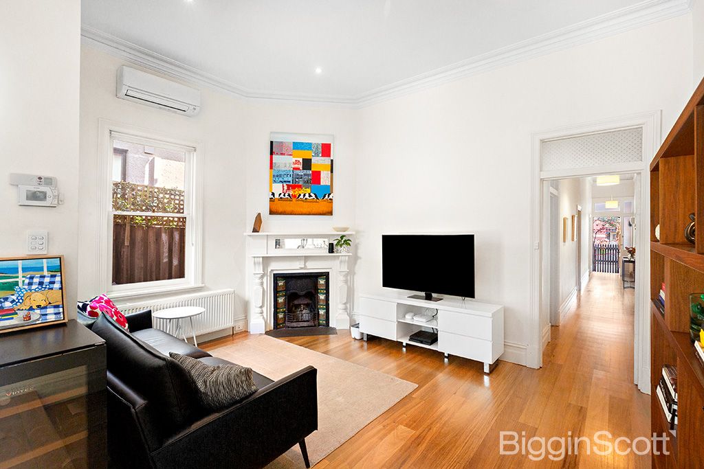 2 bedrooms House in 114 Peel Street PRAHRAN VIC, 3181