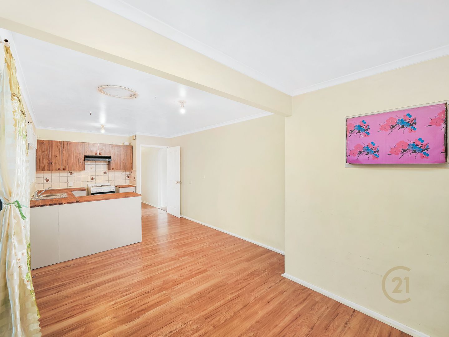 6 May Place, St Andrews NSW 2566, Image 1