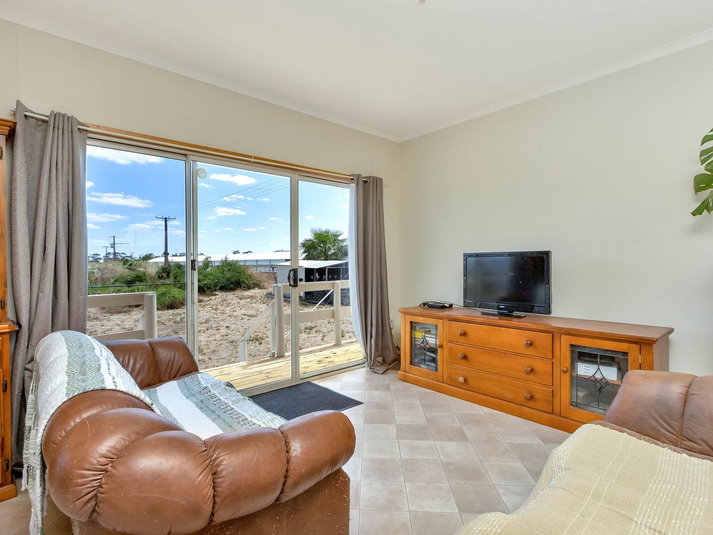 543 Old Port Wakefield Road, Two Wells SA 5501 Domain