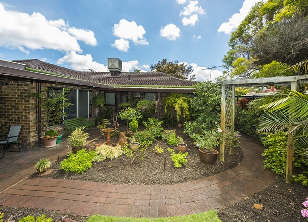 34 Belvedaire Way, Lynwood WA 6147