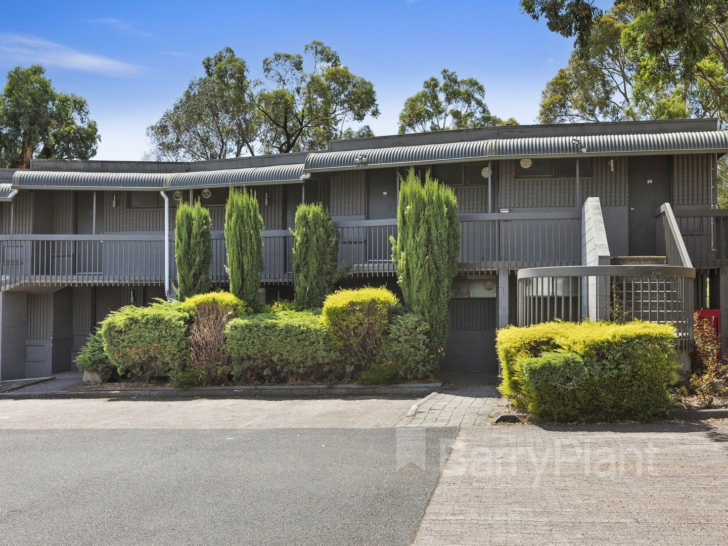 1 bedrooms Apartment / Unit / Flat in 8/137 Mountain Highway WANTIRNA VIC, 3152