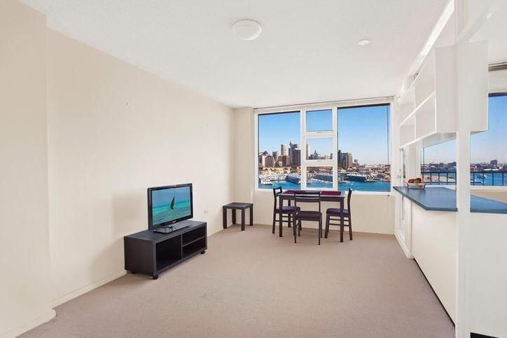 94/2 East Crescent Street, MCMAHONS POINT NSW 2060, Image 1