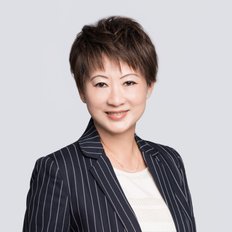 Winnie Cheng, Sales representative