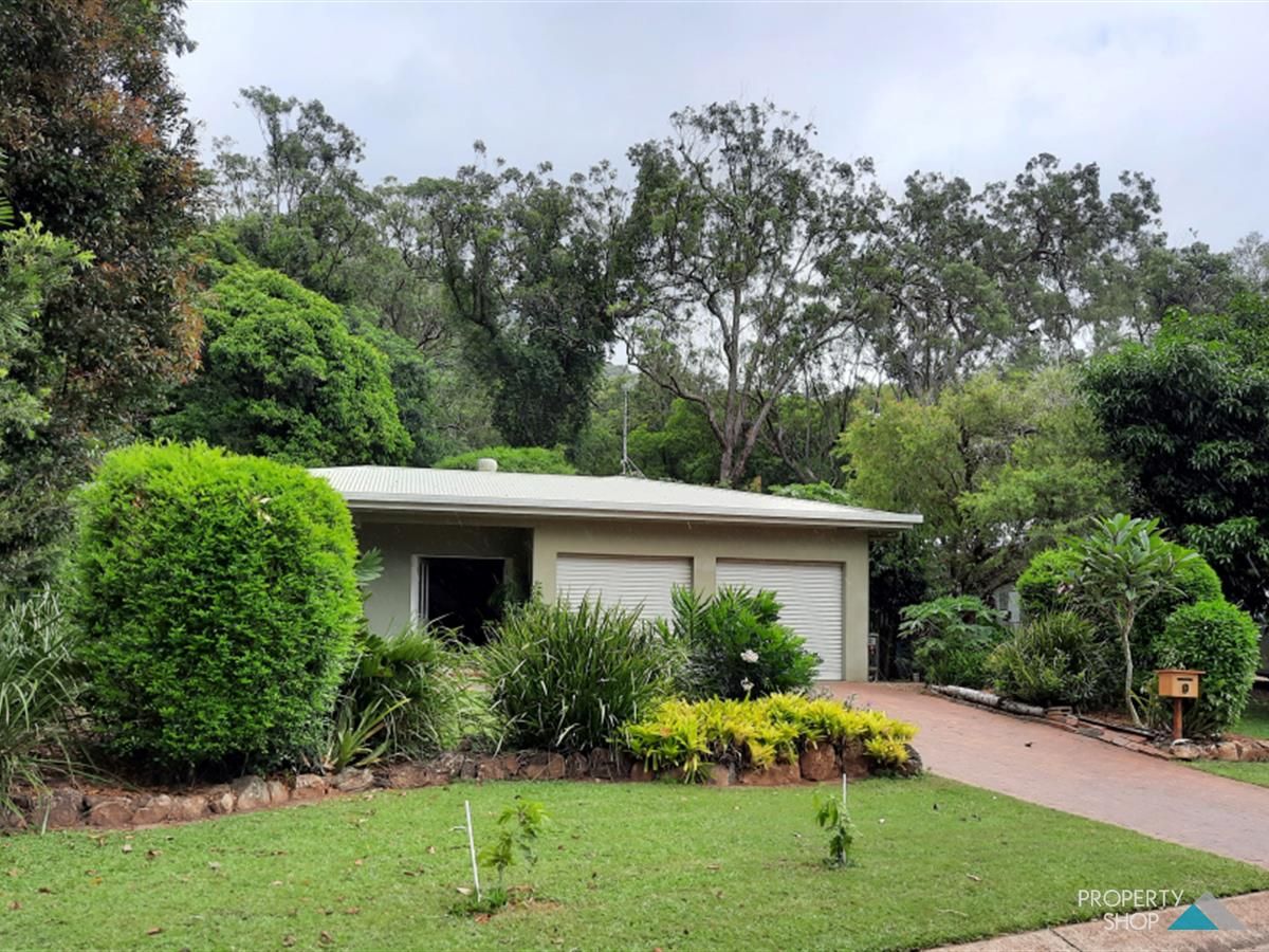 3 bedrooms House in 9 Dennison Court SMITHFIELD QLD, 4878