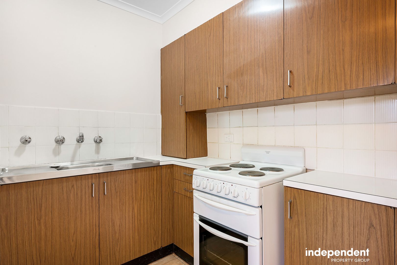 7C/124 Ross Smith Crescent, Scullin ACT 2614, Image 2