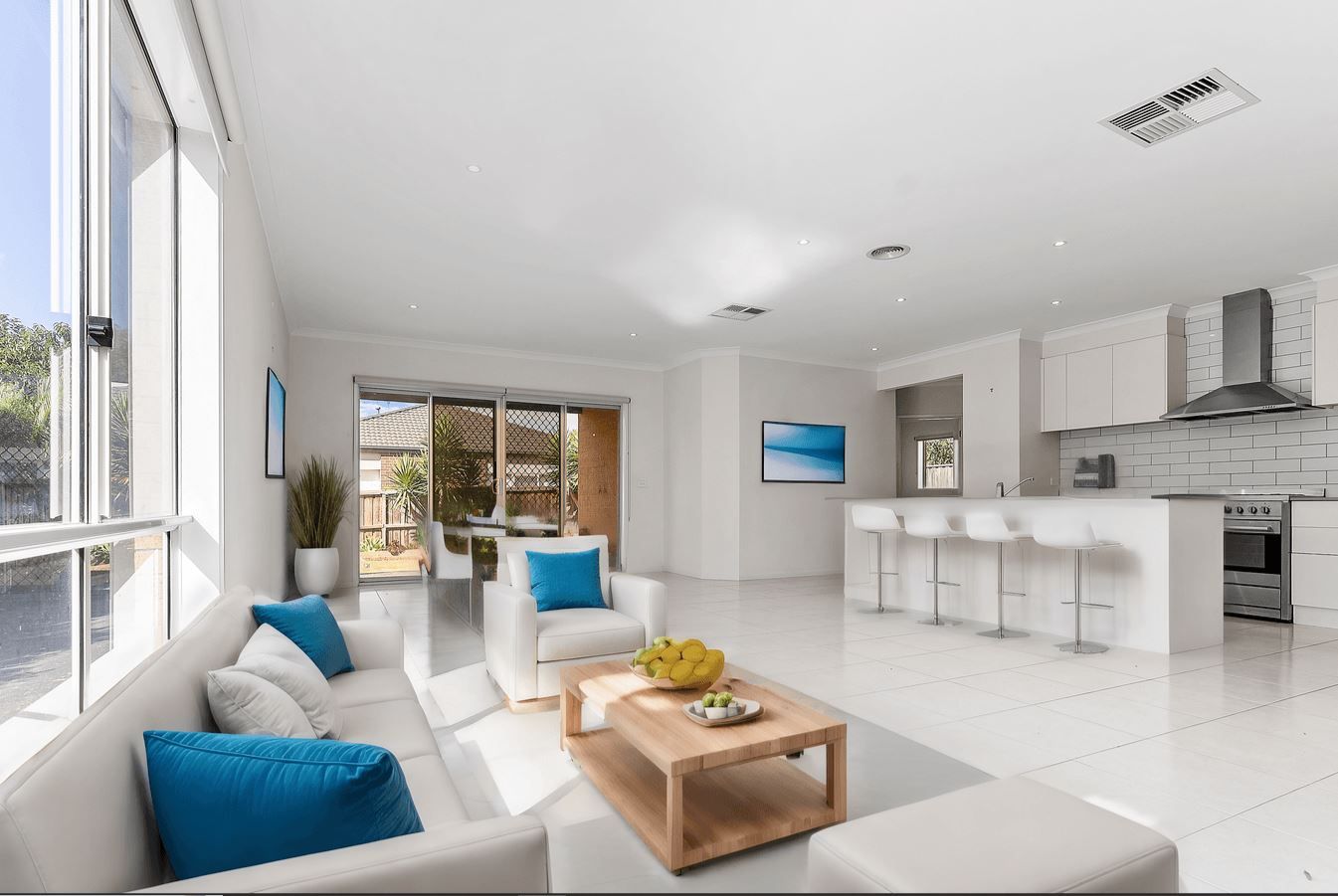 8 Erne Mews, Weir Views VIC 3338 House For Rent Domain