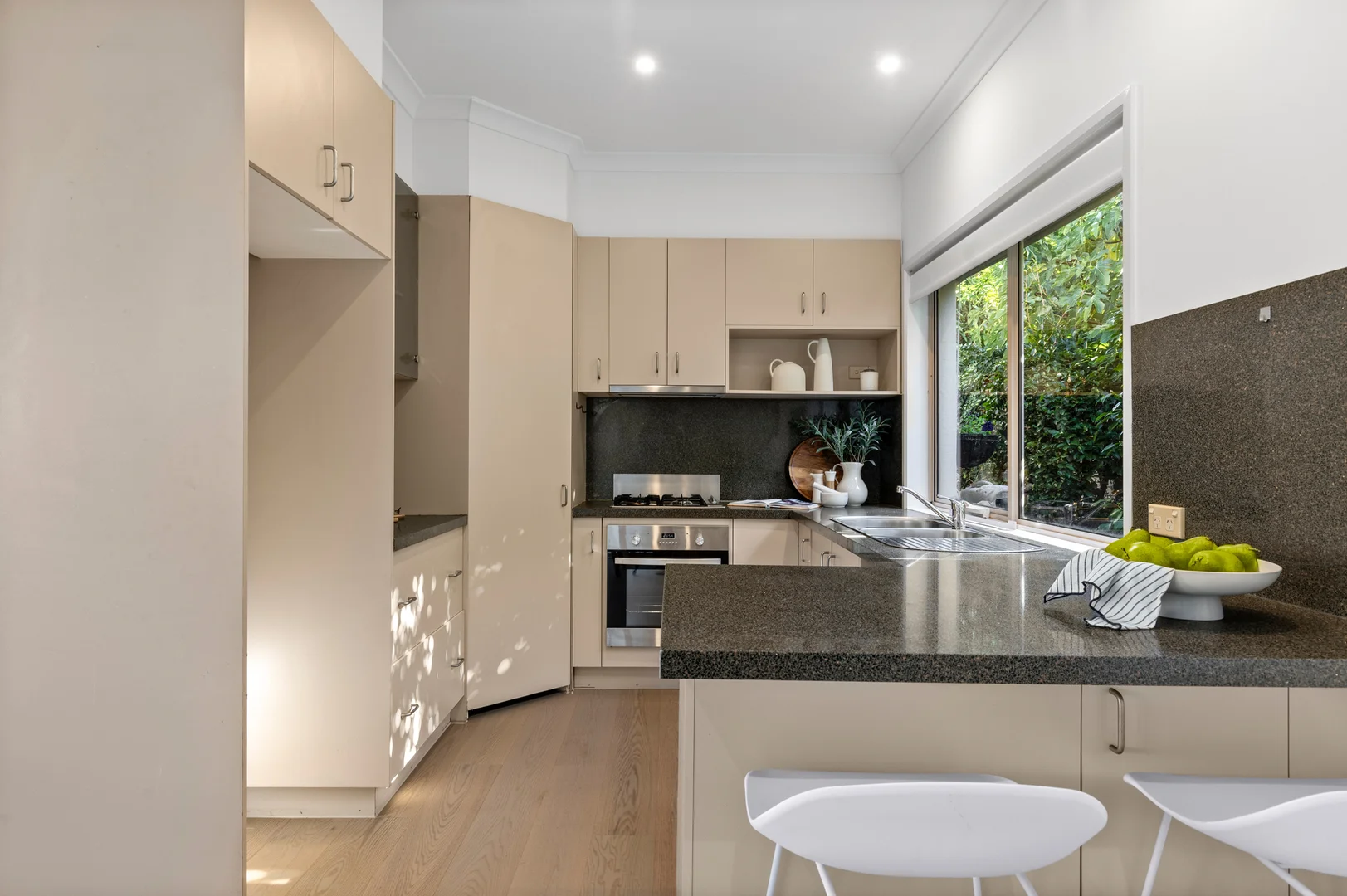 Additional image 2 of 2/61 Strachans Road, Mornington VIC 3931