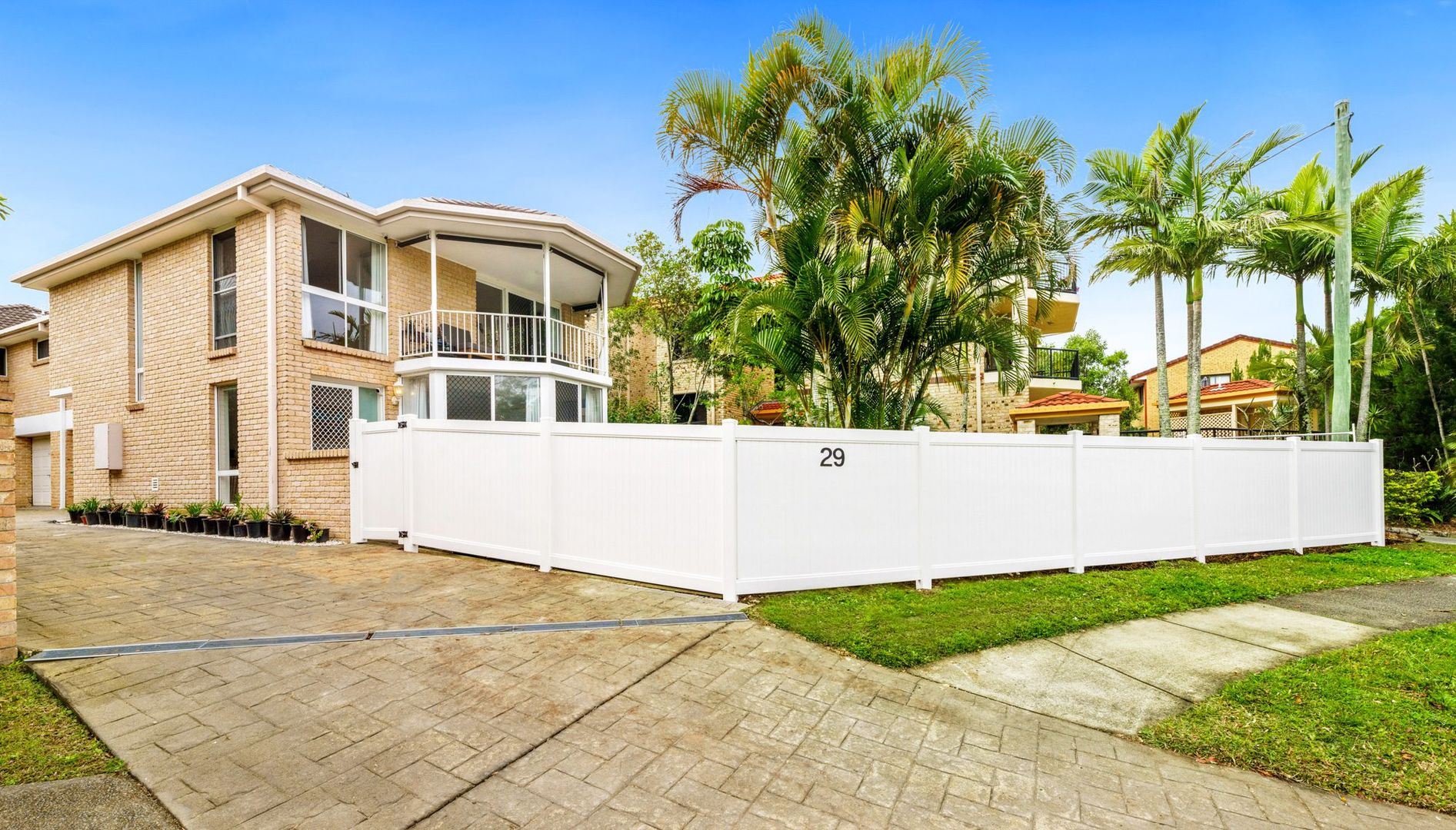 1/29 Chester Terrace, Southport QLD 4215