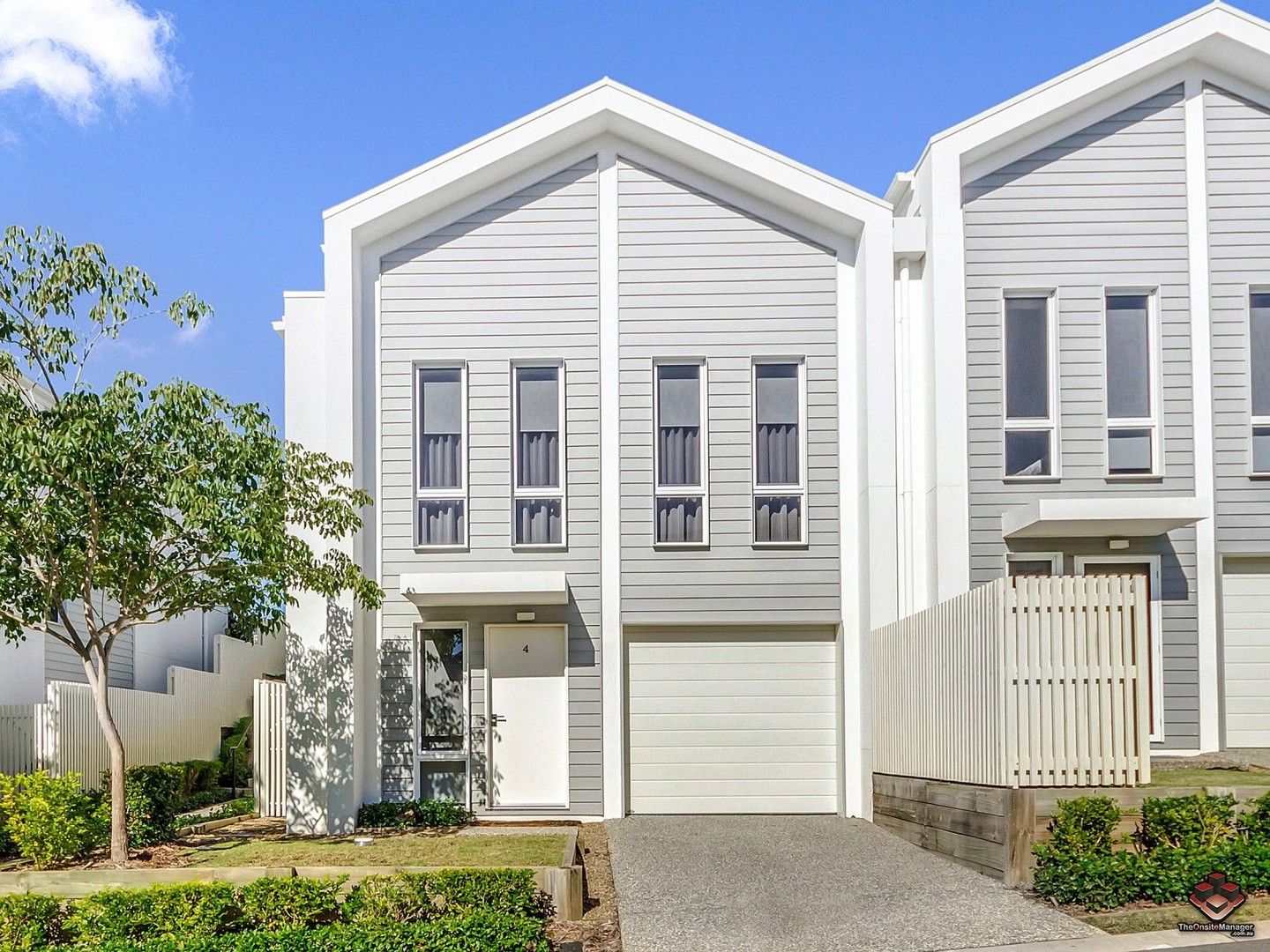 3 bedrooms Townhouse in Unit 4/120 Bunya Road EVERTON HILLS QLD, 4053