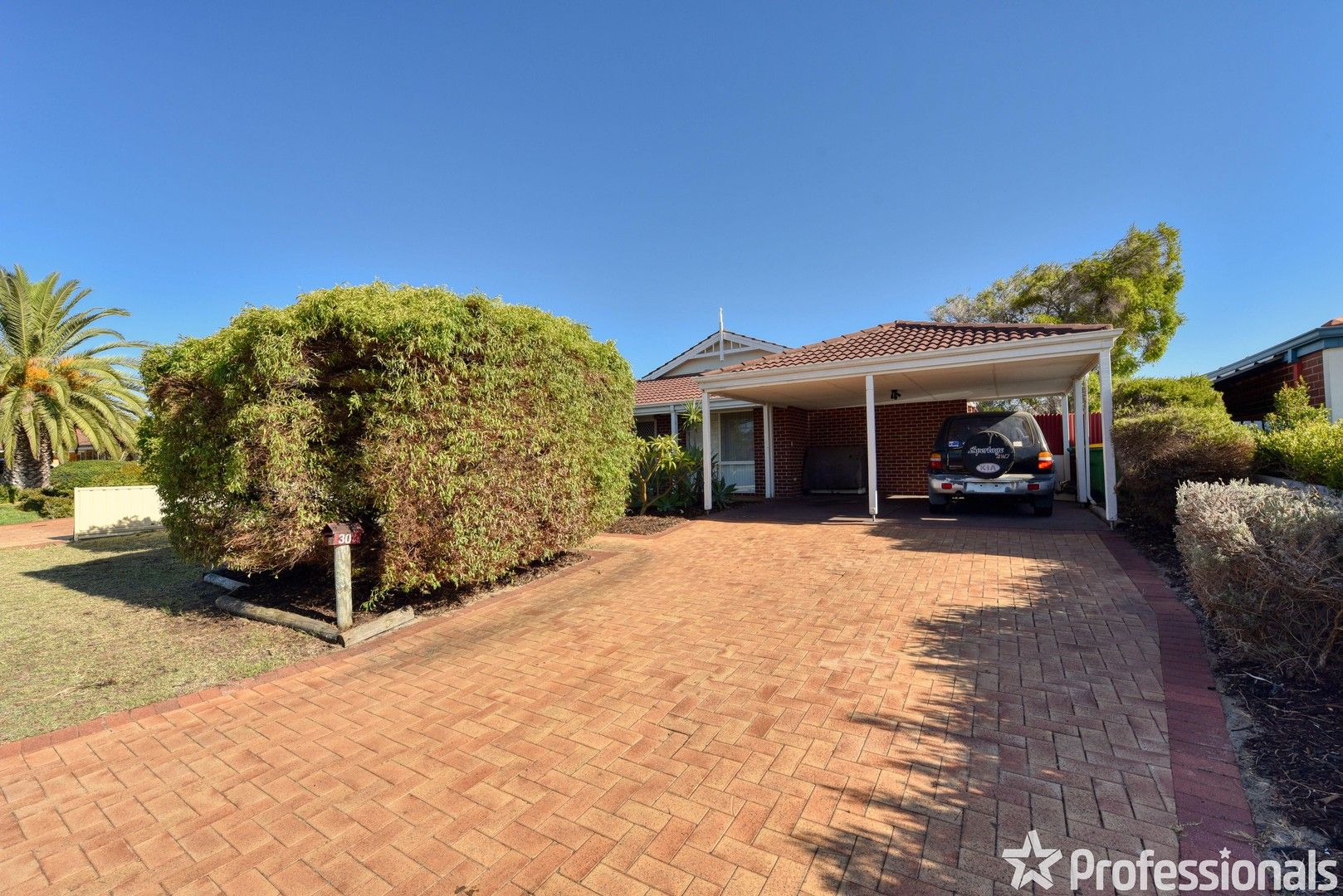 4 bedrooms House in 30 Grand Ocean Boulevard PORT KENNEDY WA, 6172