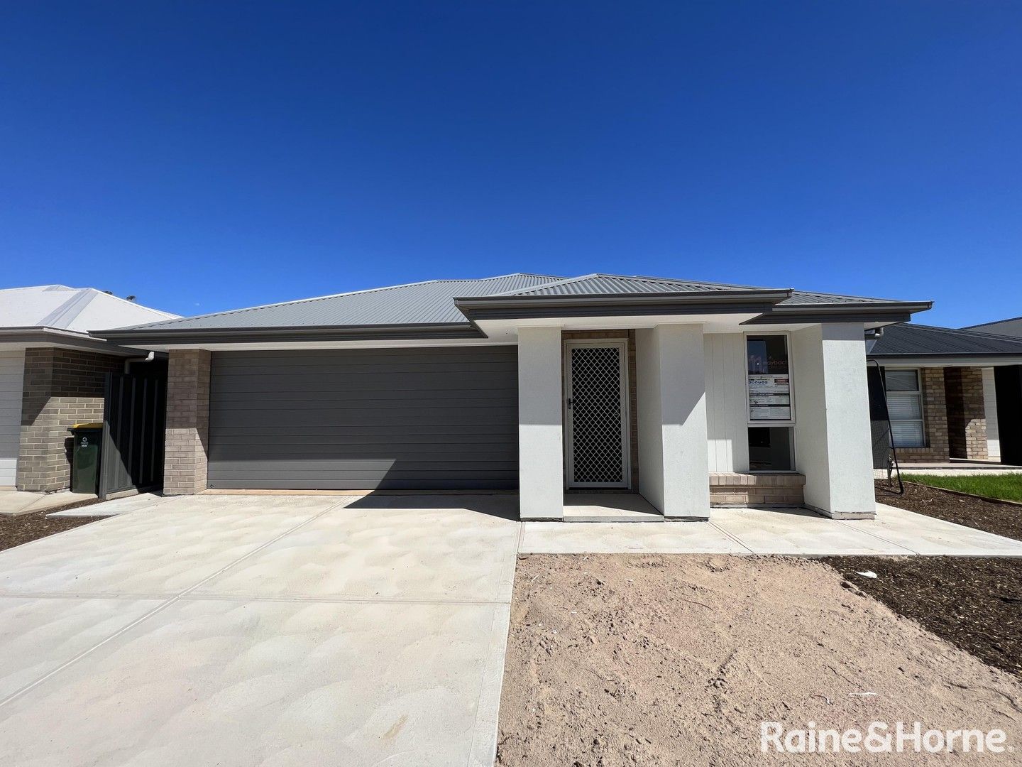3 bedrooms House in 16 Sandalwood Road DAVOREN PARK SA, 5113