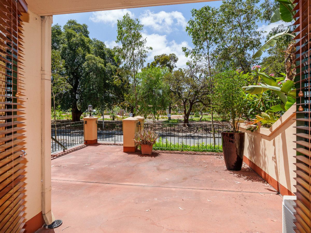 2 bedrooms Apartment / Unit / Flat in 7/99-105 Wellington Street EAST PERTH WA, 6004
