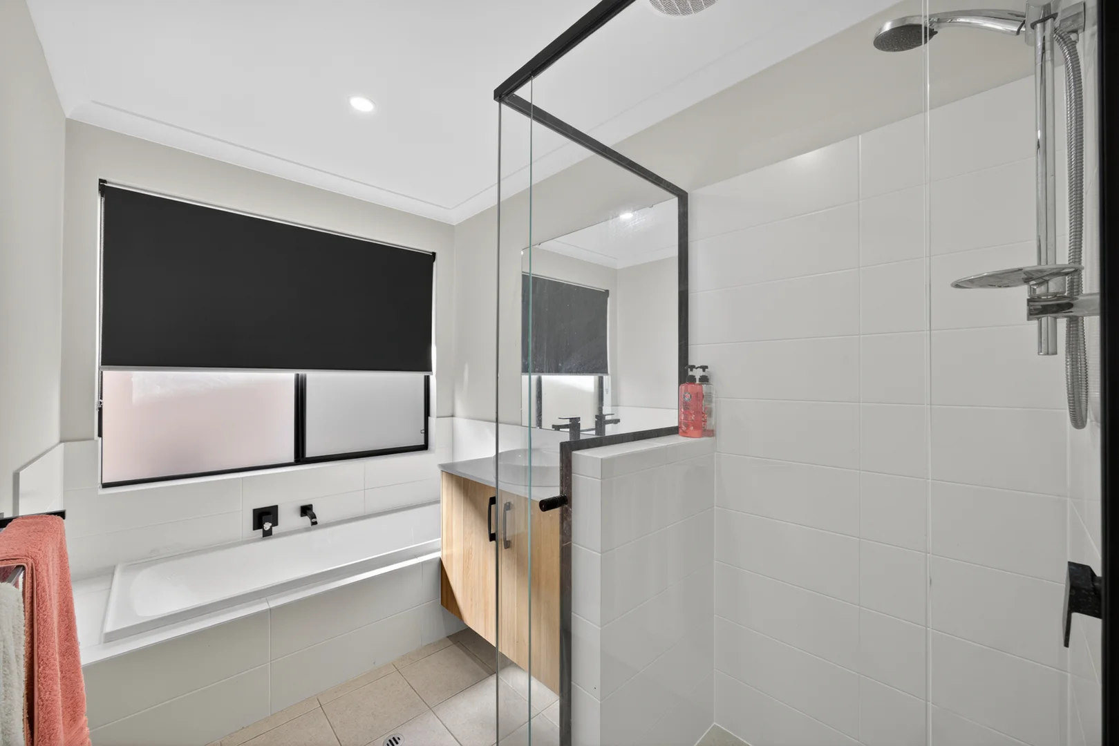 Additional image 25 of 30 Dragonfly Boulevard, Lakelands WA 6180