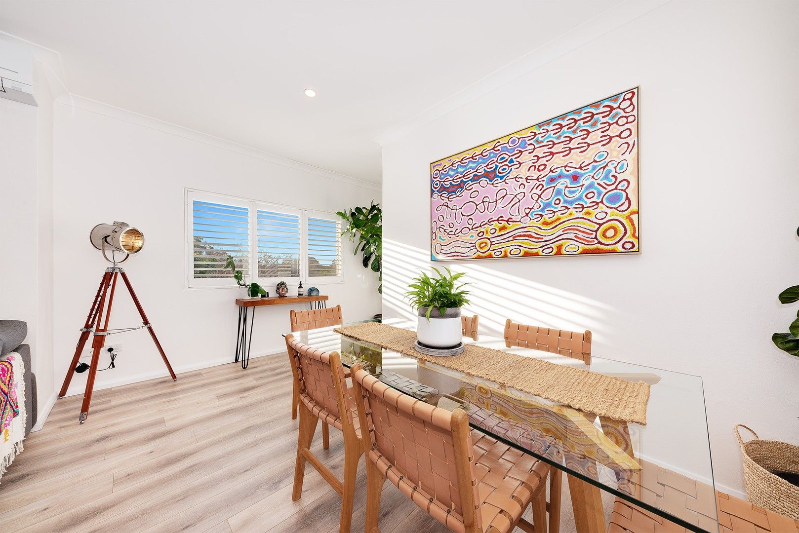 2 bedrooms Apartment / Unit / Flat in 26/127-131 Burns Bay Road LANE COVE NSW, 2066