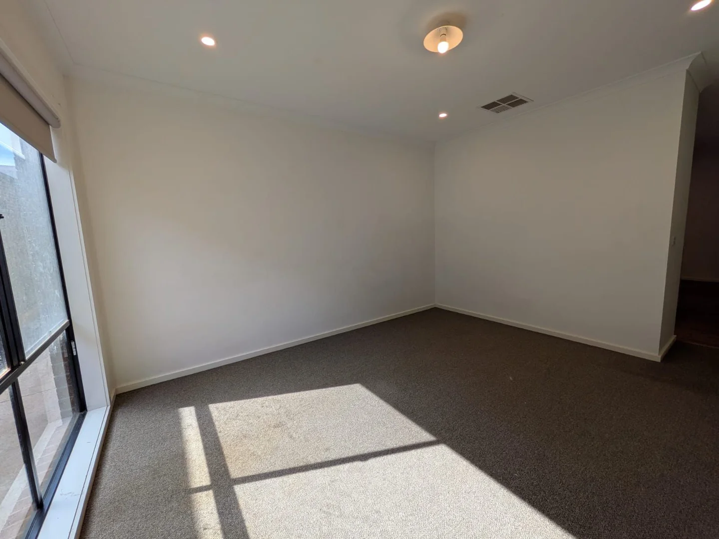 Additional image 12 of 14 Ambervue Drive, Cobblebank VIC 3338
