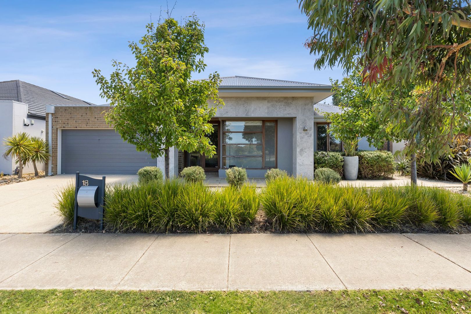 18 Armstrong Boulevard, Mount Duneed VIC 3217