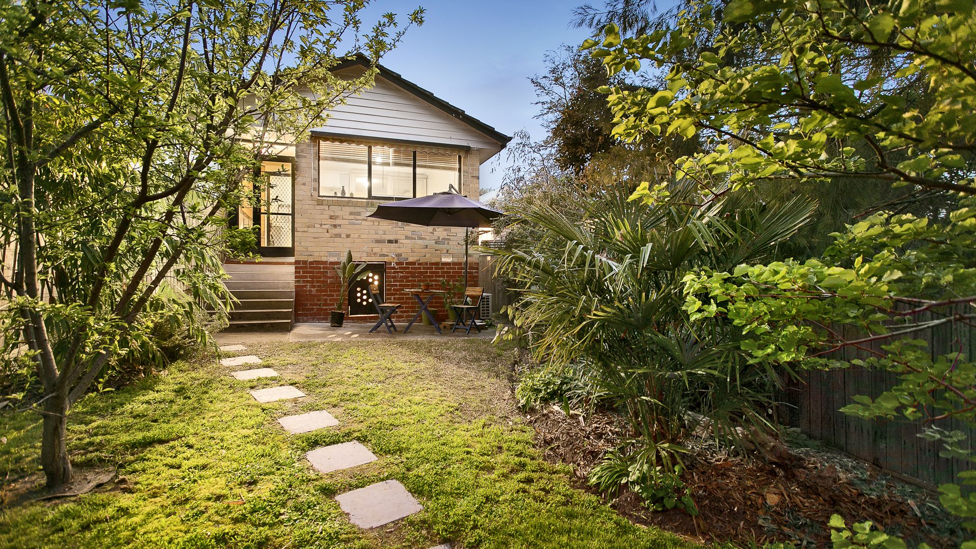 25 Sunbury Crescent, Surrey Hills VIC 3127, Image 0