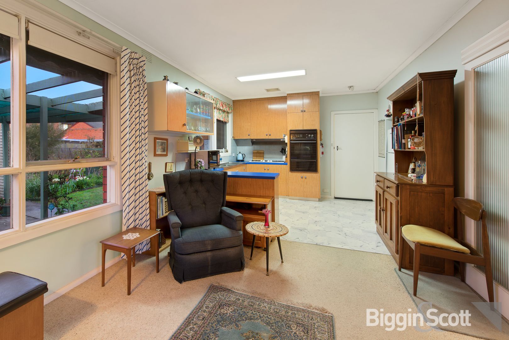 8 Wilfred Court, Glen Waverley VIC 3150, Image 2