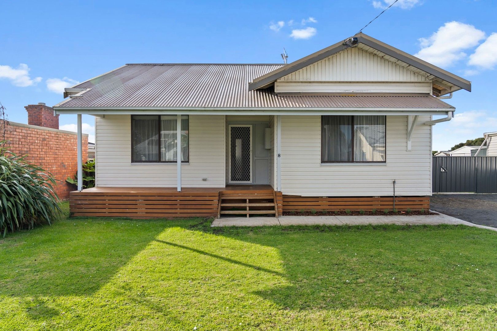 8 Ziegler Parade, Allansford VIC 3277, Image 0