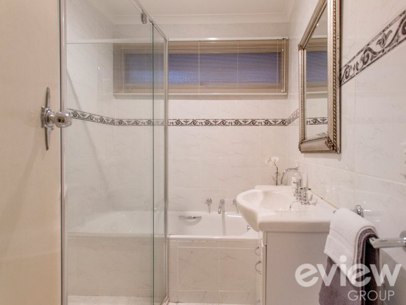 92 Rowans Road, MOORABBIN VIC 3189, Image 2