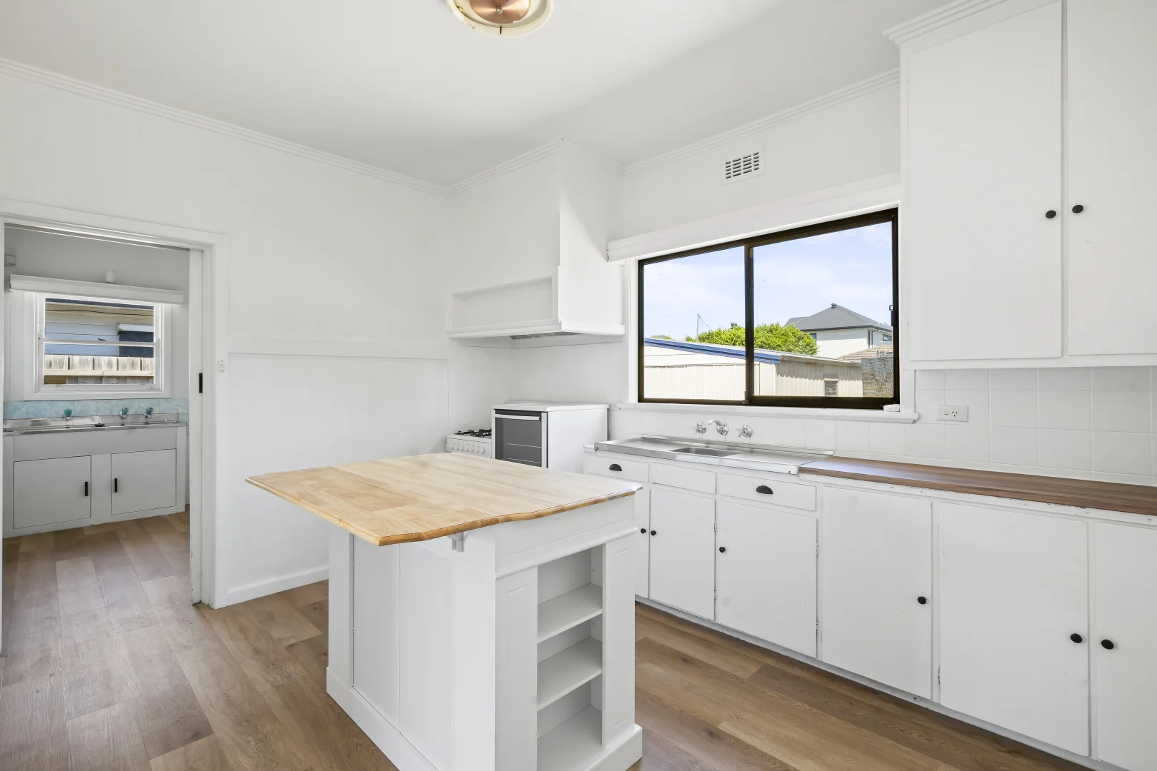 Additional image 2 of 128 Devon Street, Cheltenham VIC 3192