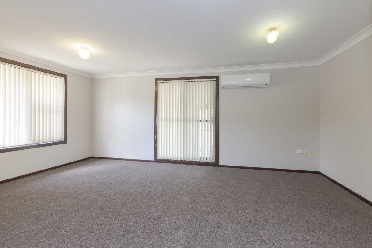 2 TAYLOR Court, Springwood NSW 2777, Image 2