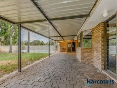 426 Taylor Road, Forrestdale WA 6112, Image 2