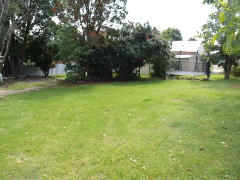 6 Stuart Street, ABERNETHY NSW 2325, Image 2