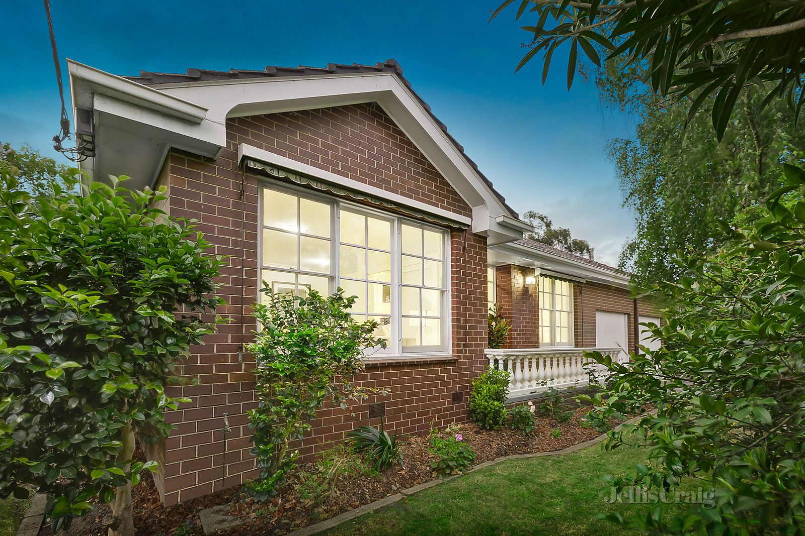 1/557 Whitehorse Road, Surrey Hills VIC 3127, Image 0