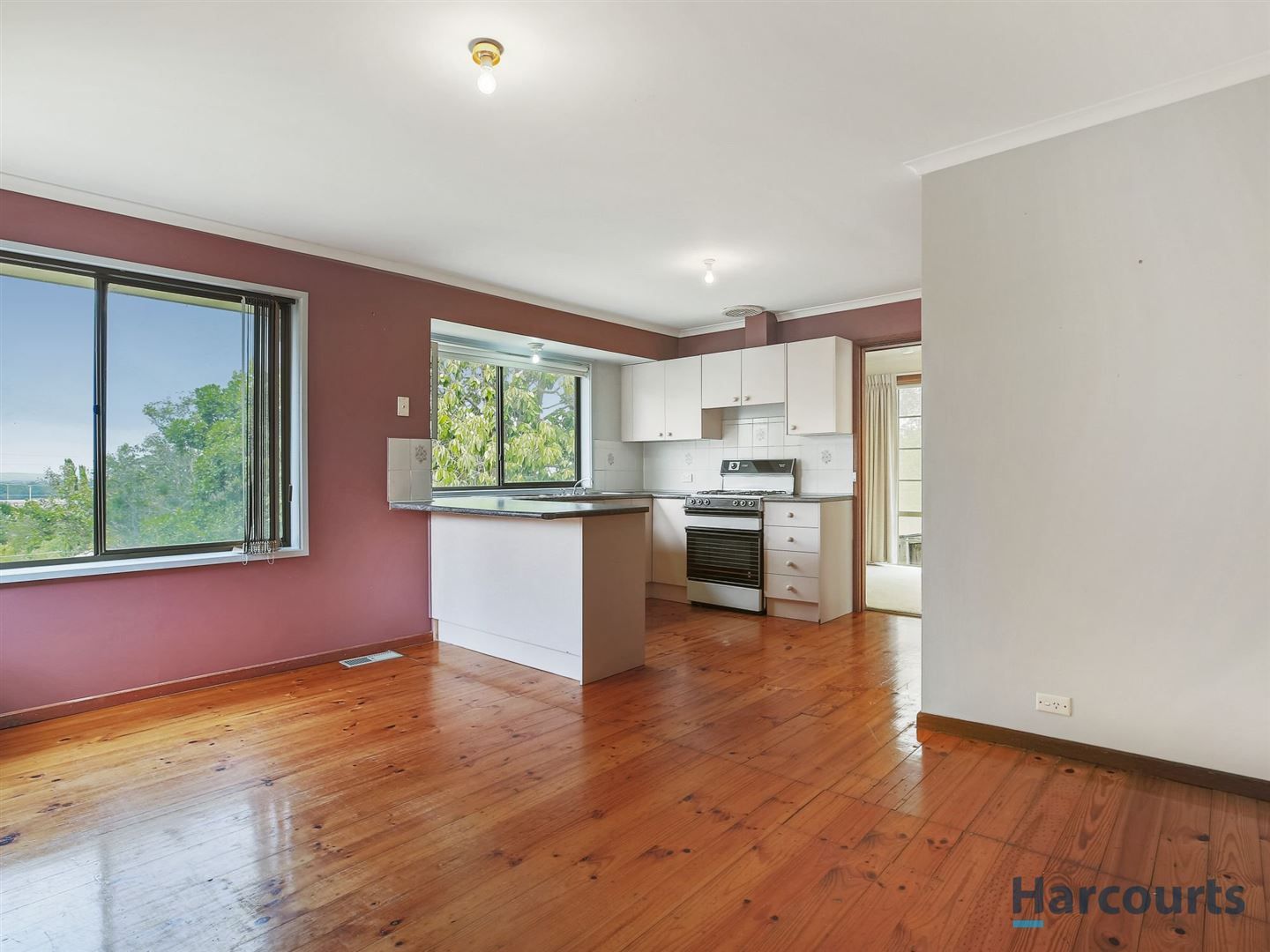 13 Stacey Street, Bunyip VIC 3815, Image 2