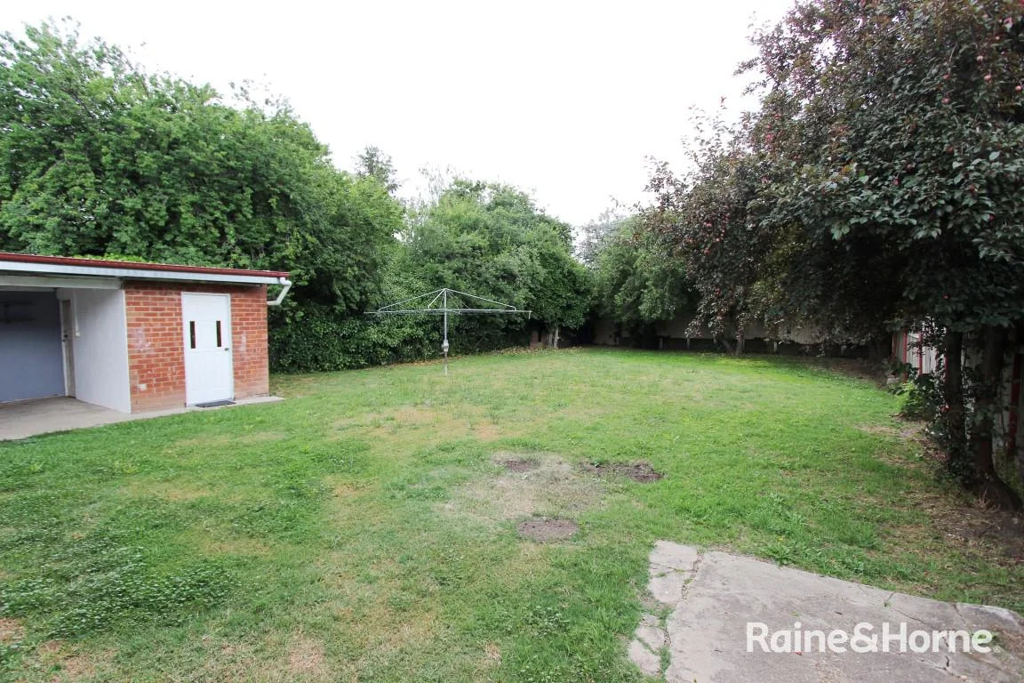 Additional image 9 of 35 Stewart St, Bathurst NSW 2795