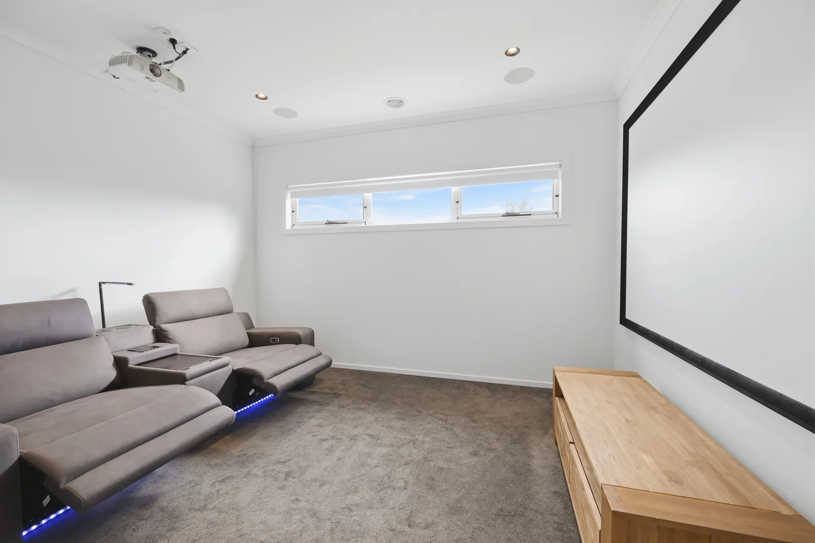 Additional image 13 of 1 Oak Grove, Romsey VIC 3434