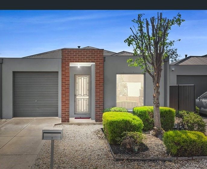 2/39 Astley Crescent, Point Cook Property History & Address Research