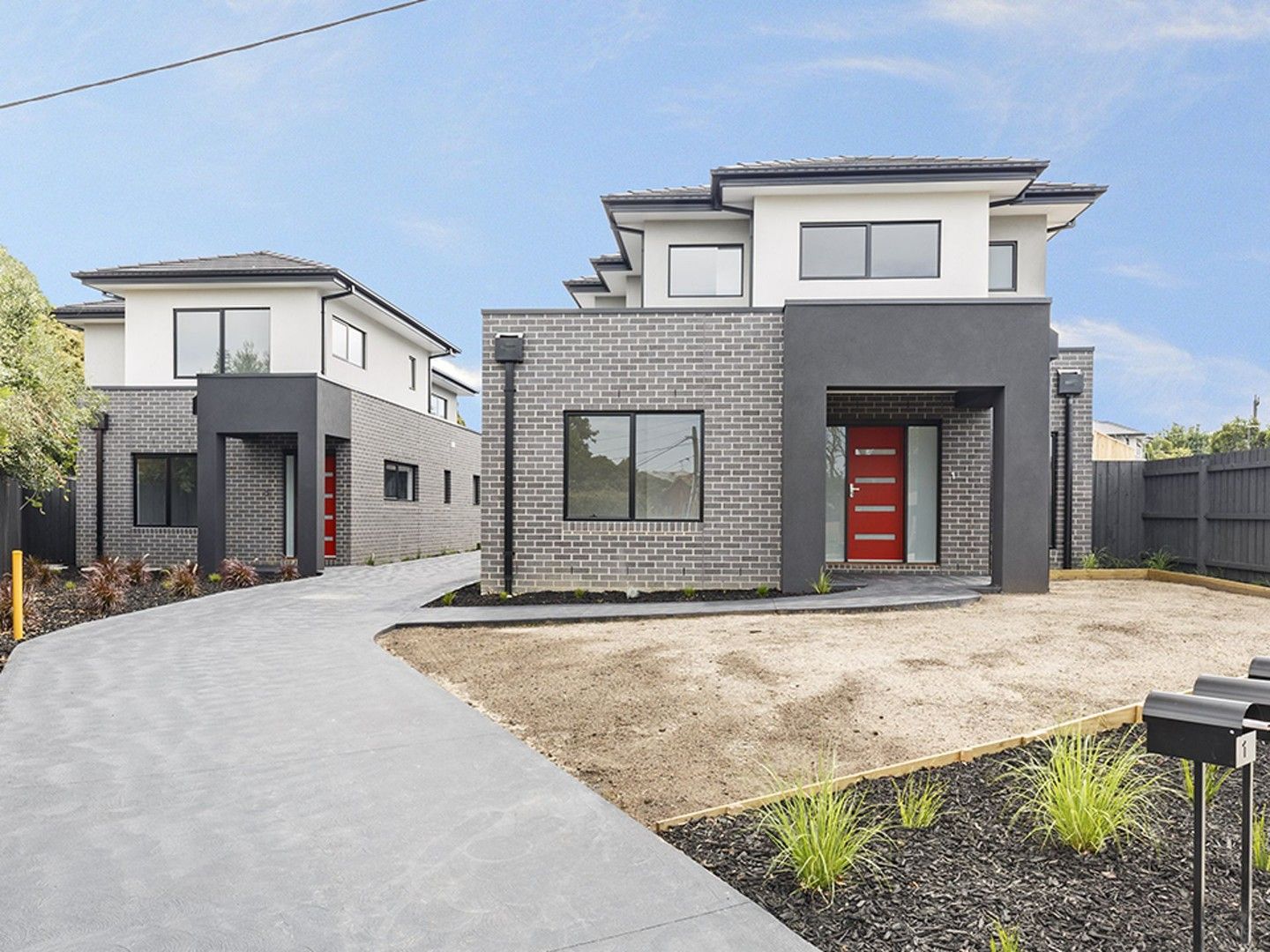 3 bedrooms Apartment / Unit / Flat in 1/7 Lime Court BELLFIELD VIC, 3081