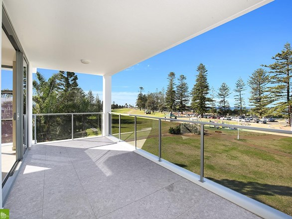 6/2-4 Parkside Avenue, Wollongong NSW 2500
