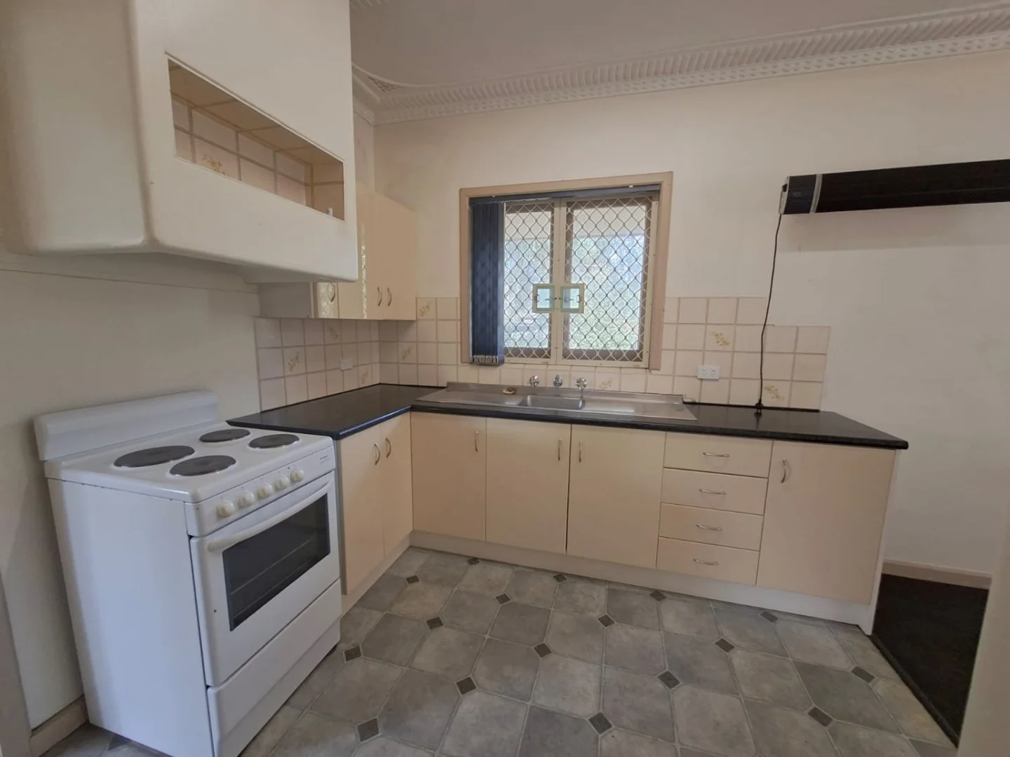 Additional image 6 of 32A Forest Road, Armadale WA 6112