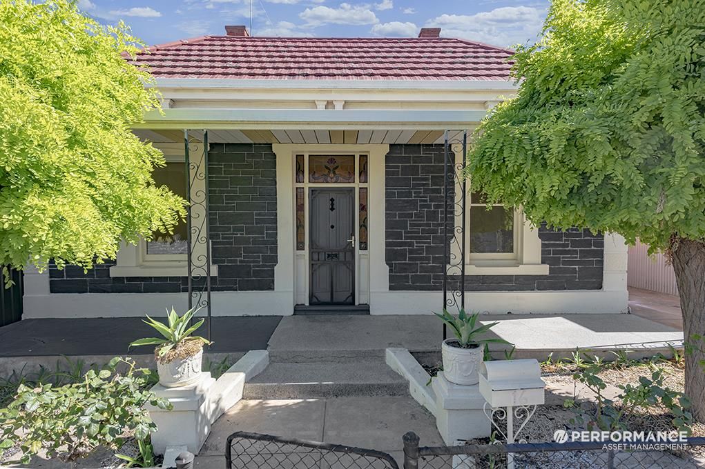 3 bedrooms House in 16 Avenue Road PROSPECT SA, 5082