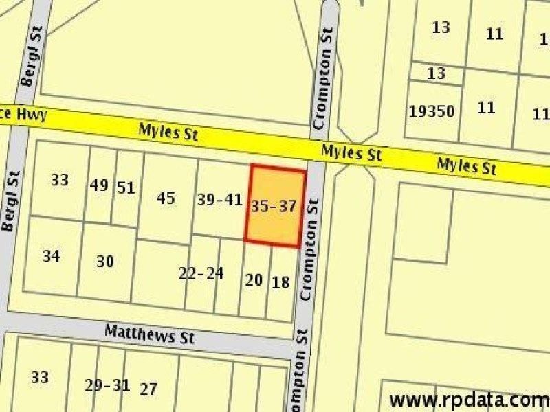 35-37 Myles Street, Bowen QLD 4805, Image 1