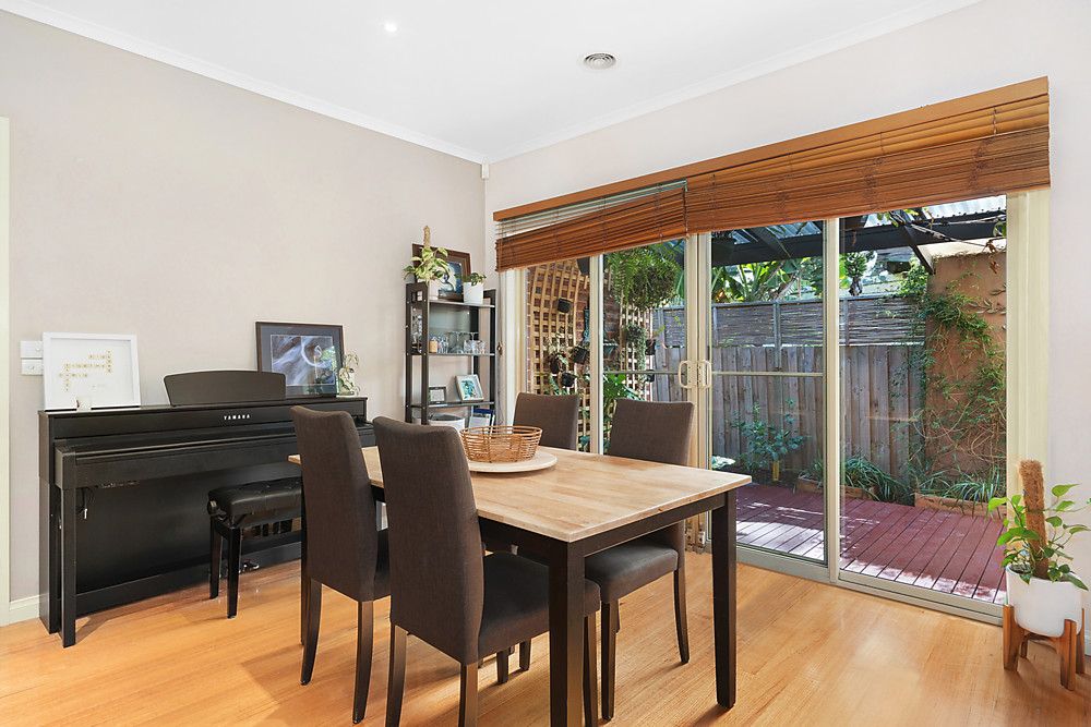 2/136 Outhwaite Road, Heidelberg West VIC 3081, Image 2