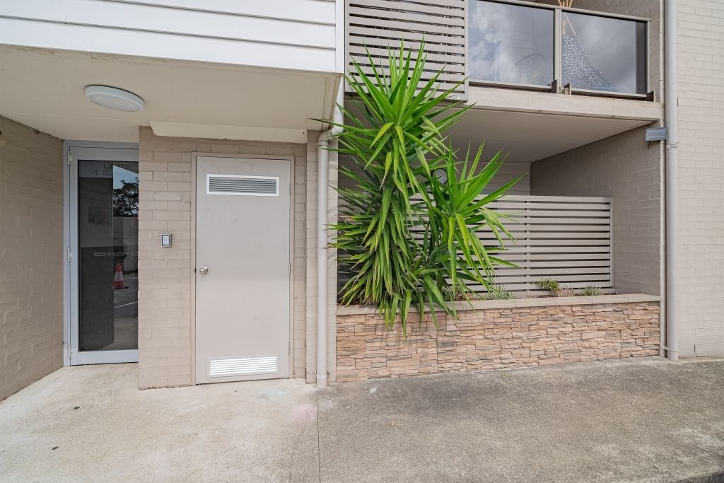 2 bedrooms Apartment / Unit / Flat in Unit 2/183 Michael St JESMOND NSW, 2299