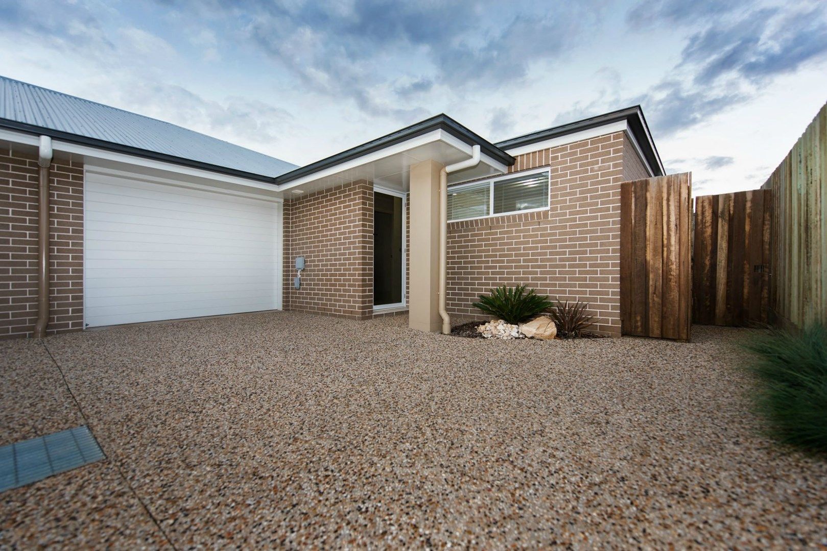 2 bedrooms Apartment / Unit / Flat in Unit 3/152 Kearney Street KEARNEYS SPRING QLD, 4350