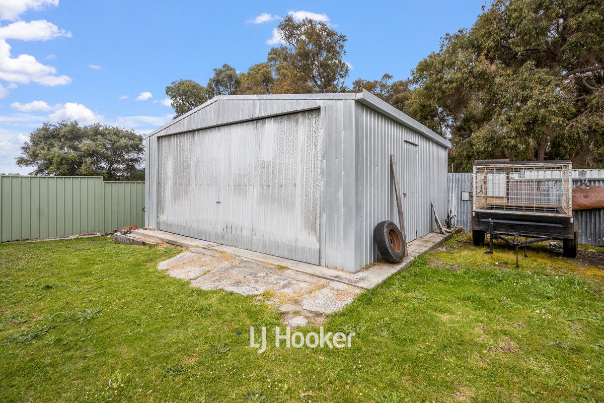 20 Telfer Crescent, Collie WA 6225, Image 2