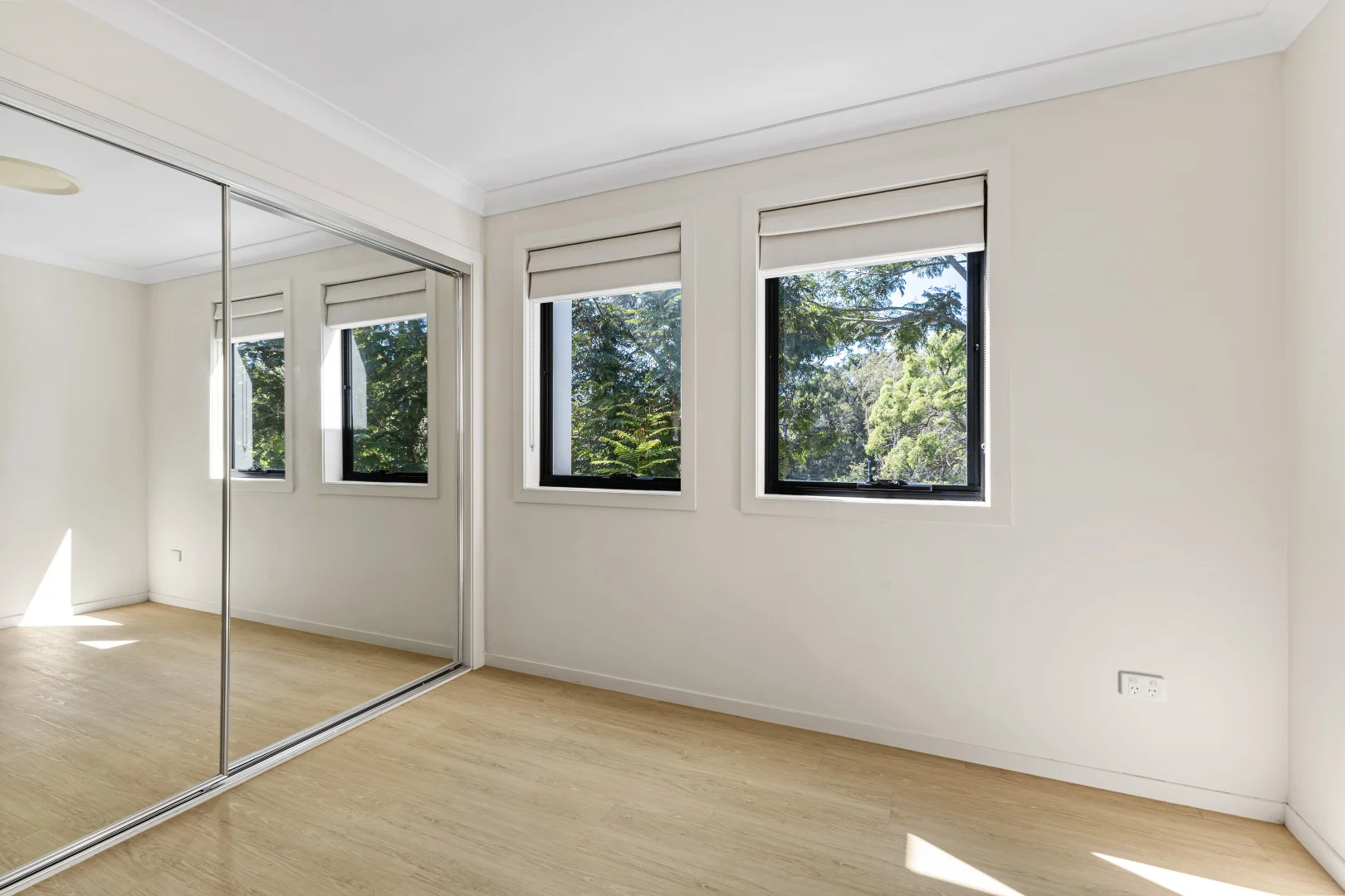 Additional image 12 of 102/16 Surbiton Ct, Carindale QLD 4152